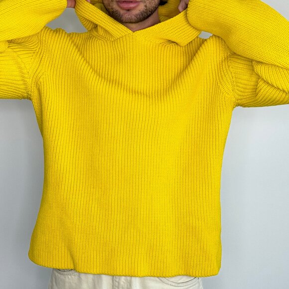 JACQUEMUS KNITTED HOODIE YELLOW - Picture 6 of 7